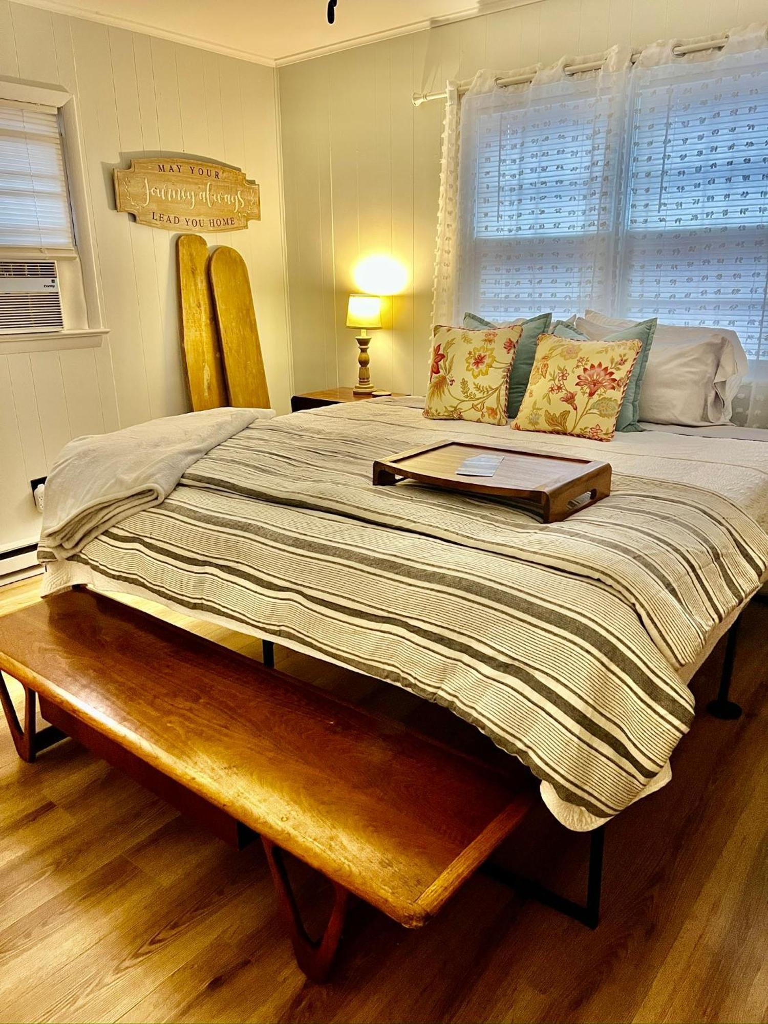 Mountain Lake Retreat - Hot Tub, Lake, Fire Pit, Wineries, Restaurant Harpers Ferry Bagian luar foto