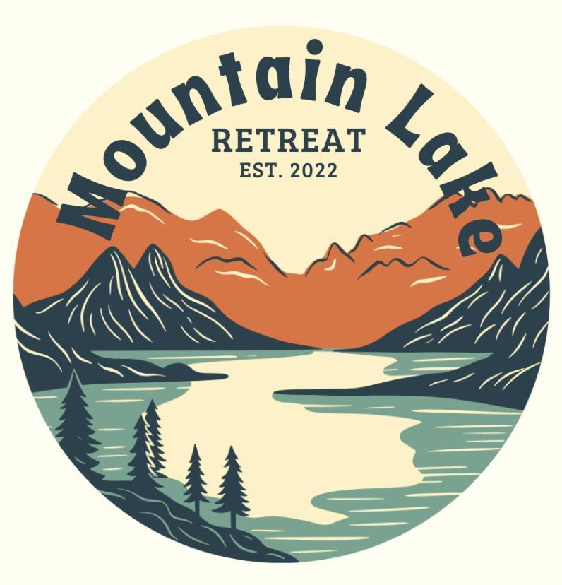 Mountain Lake Retreat - Hot Tub, Lake, Fire Pit, Wineries, Restaurant Harpers Ferry Bagian luar foto